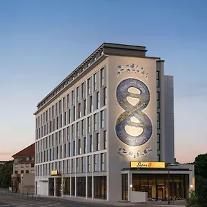 Super 8 By Wyndham Almanya