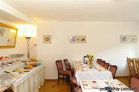Hotel Paris Dusseldorf