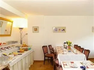 Hotel Paris Dusseldorf 3*,  Germany